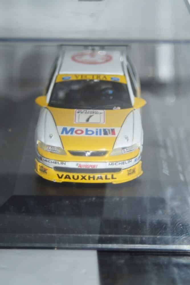 Onyx vauxhall vectra btcc 1996 cleland 1:43 scale xt003