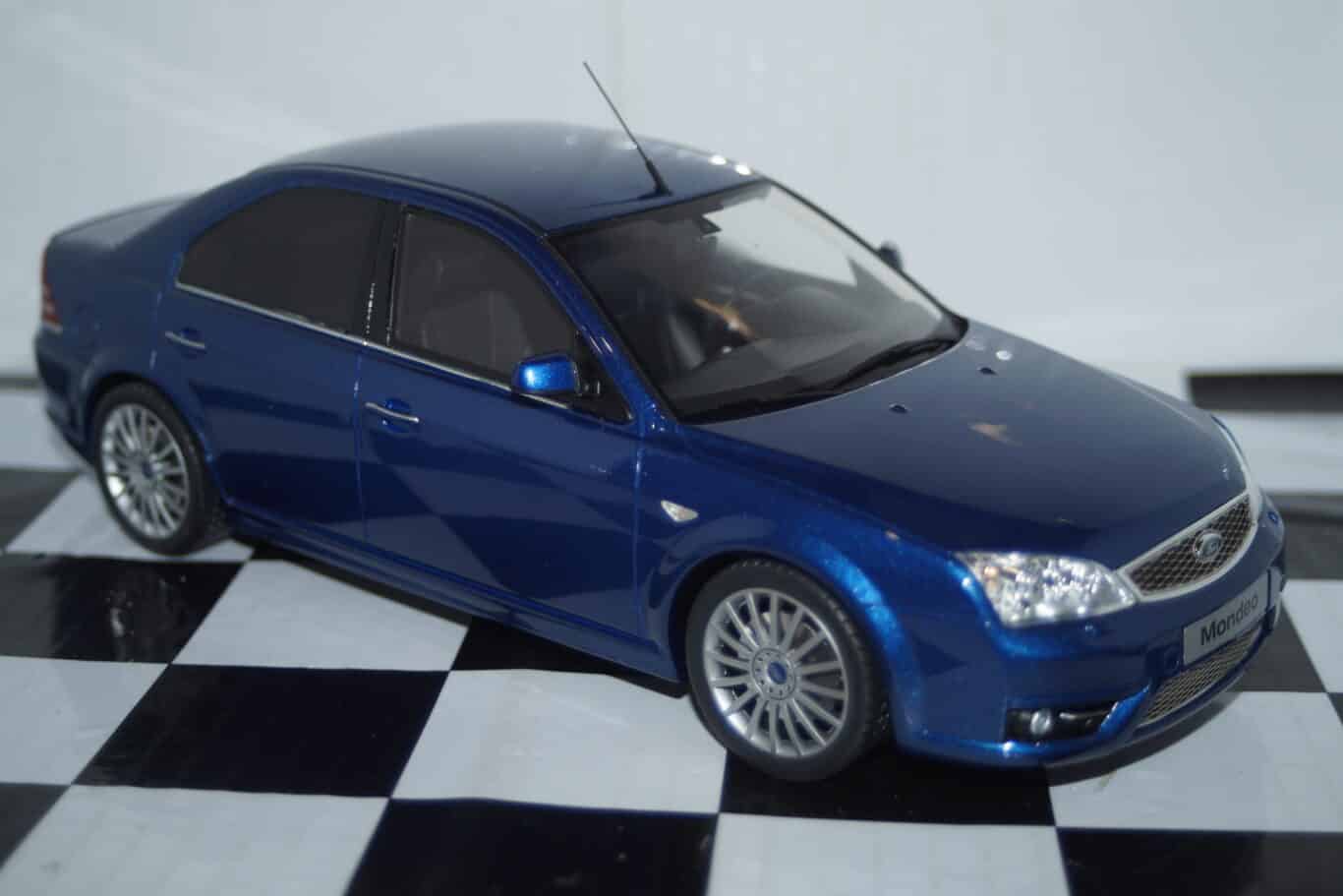 Otto ford mondeo st 220 blue 2005 1:18 ot448