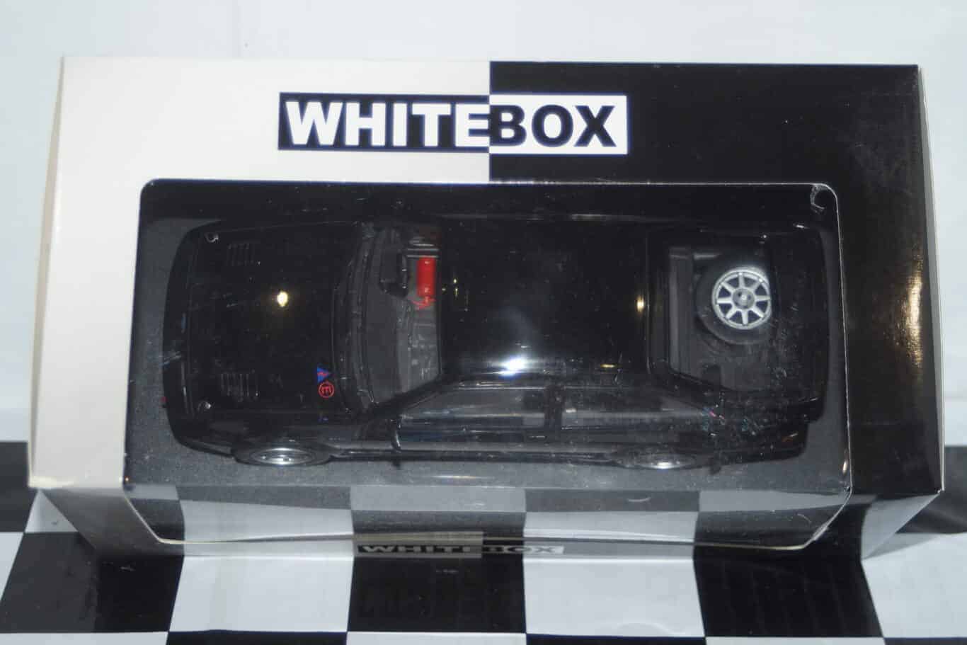 Whitebox ford sierra rs cosworth black 1:24 wb124212