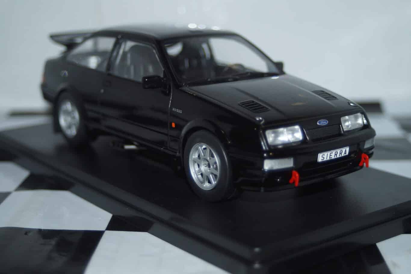 Whitebox ford sierra rs cosworth black 1:24 wb124212