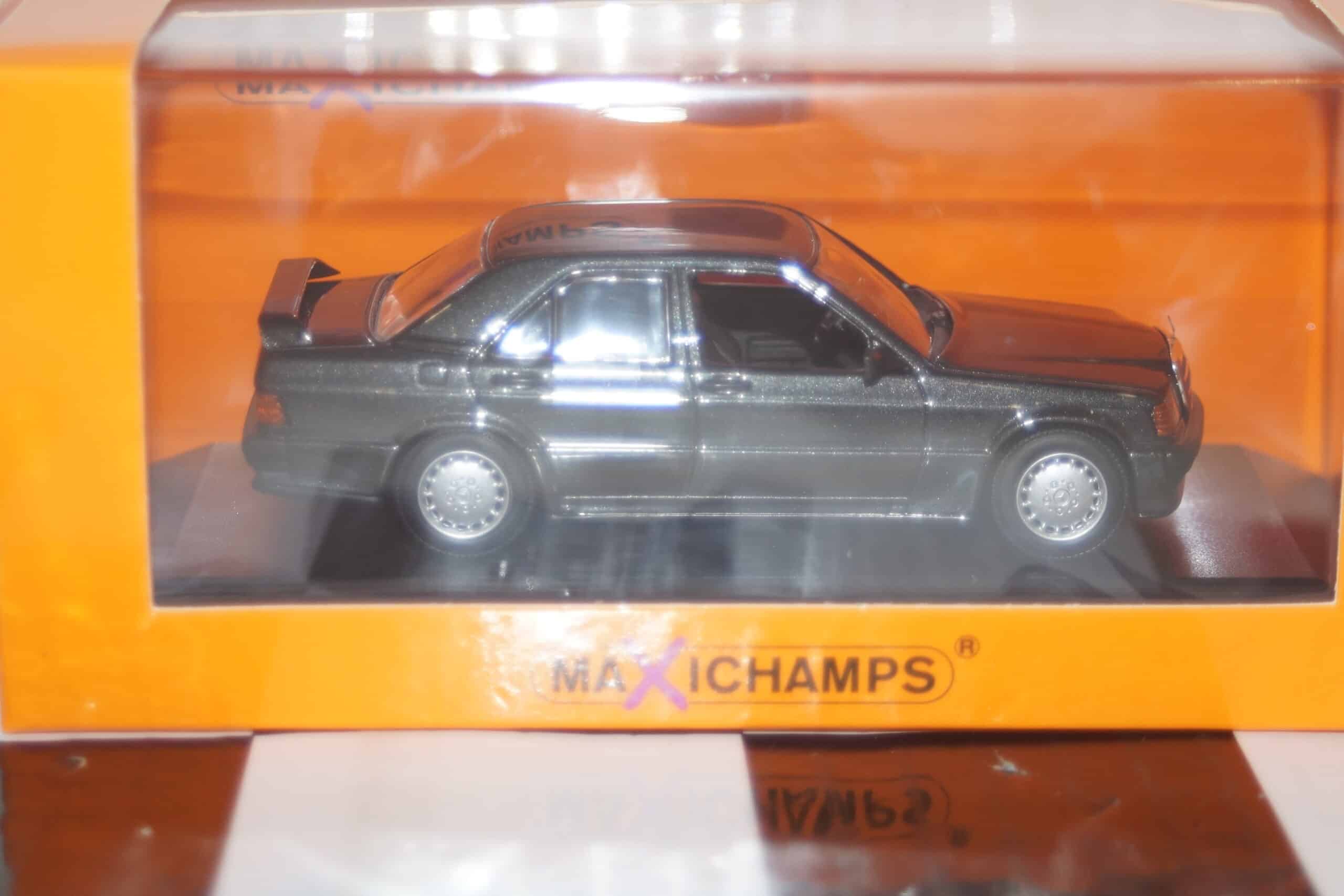 Maxichamps alfa romeo gtv 6 1983 silver 1:43 940 120141
