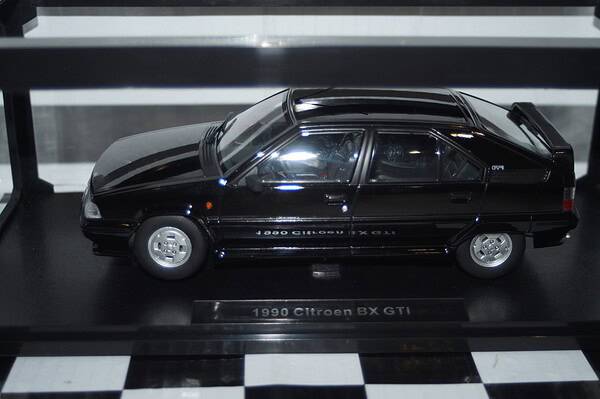 Triple 9 citroen bx gti black roadcar 1:18 t9-1800461