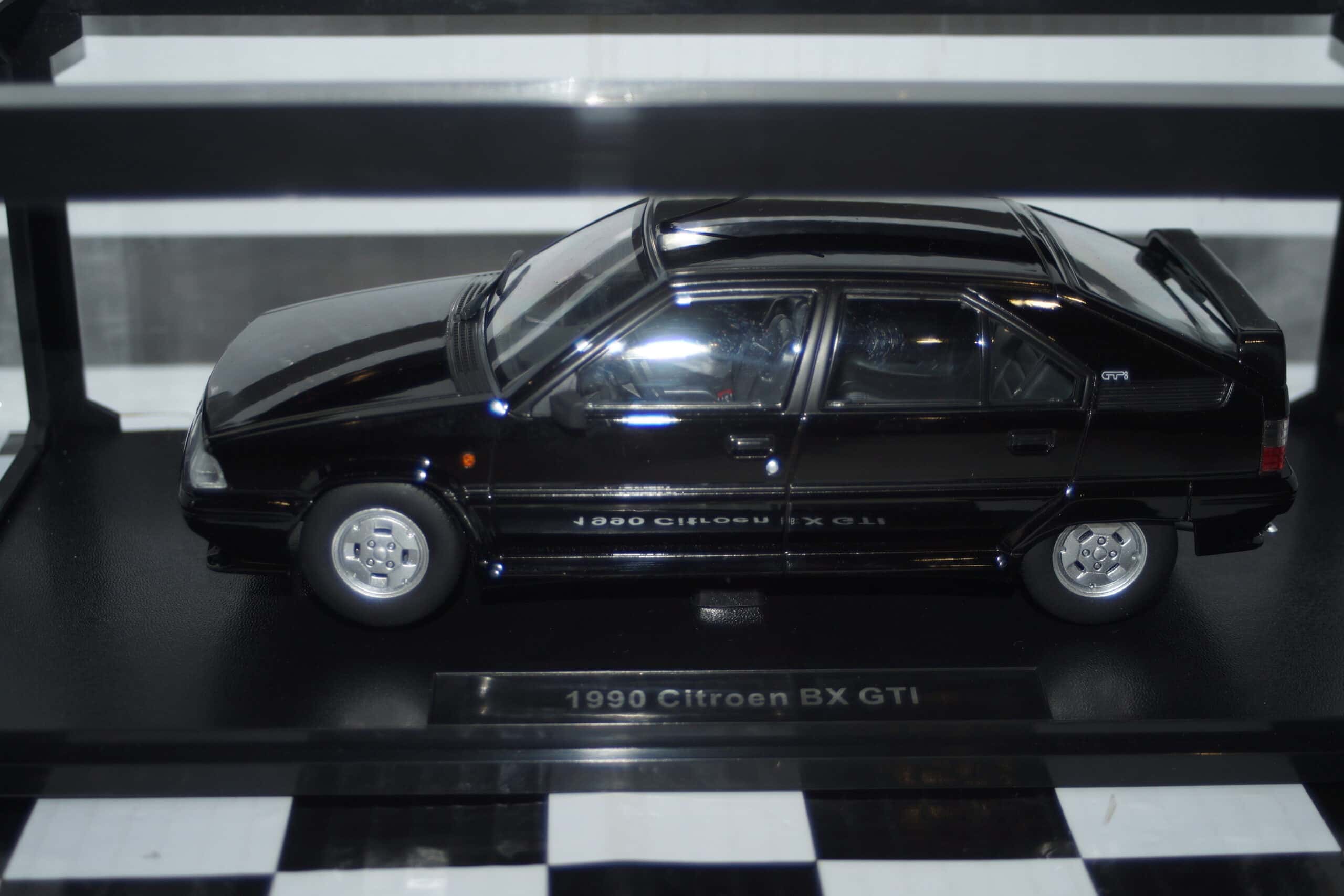 Triple 9 citroen bx gti black roadcar 1:18 t9-1800461