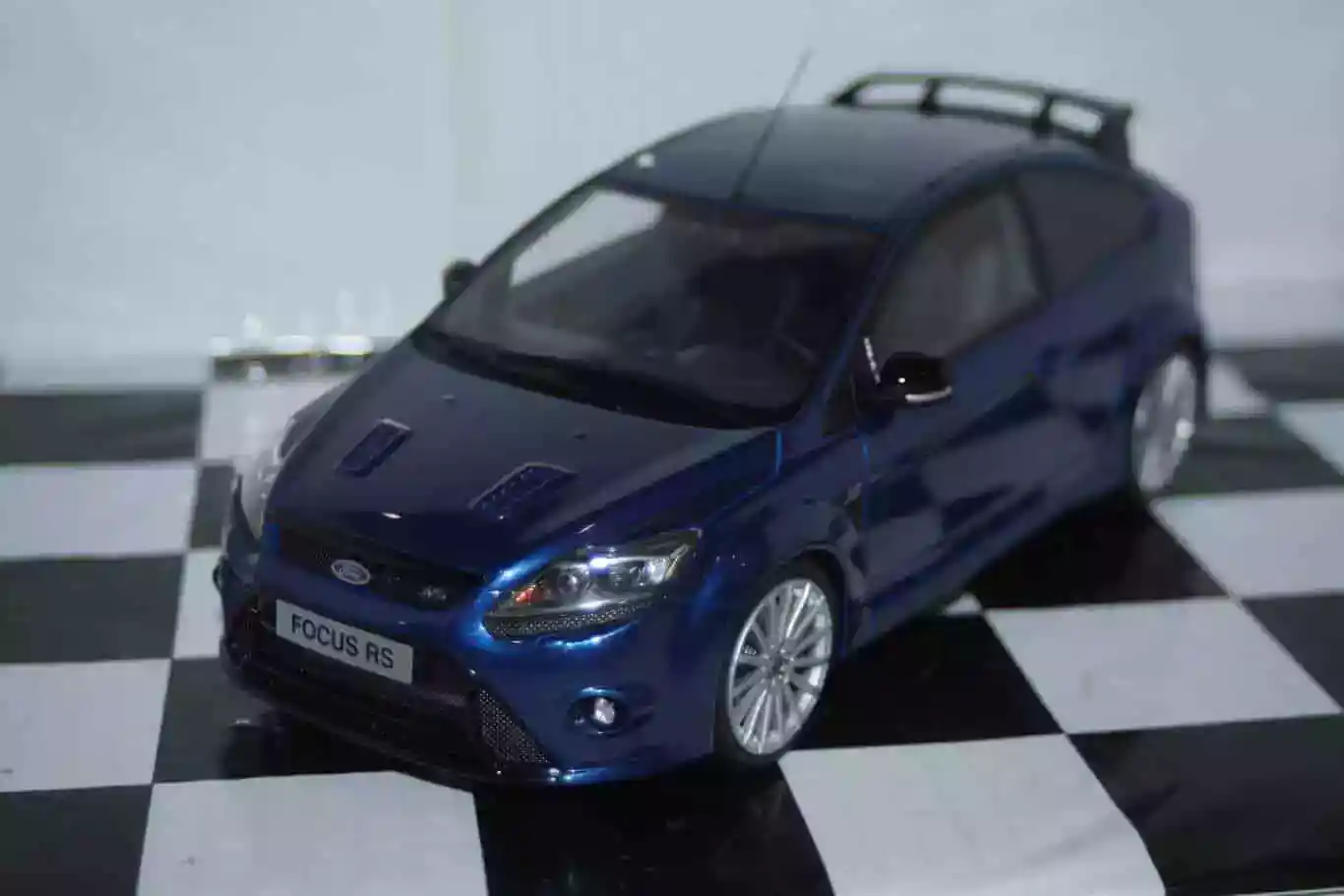 Otto ford focus rs mk2 blue 2009 1:18 ot1067