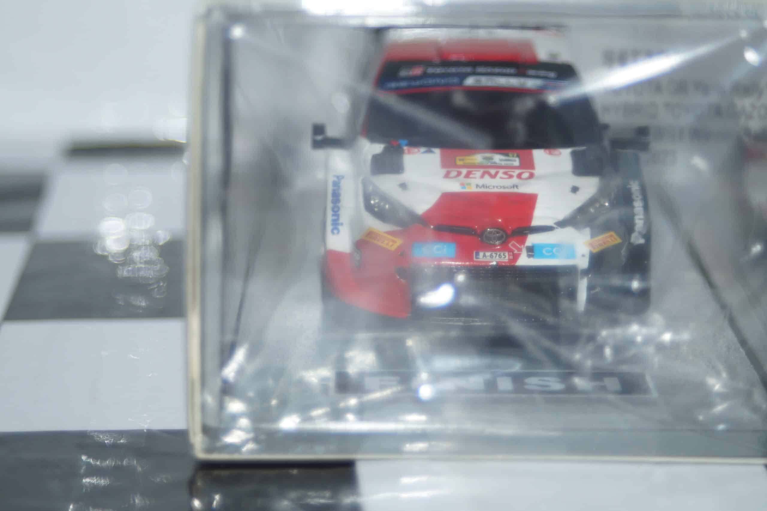 Spark toyota yaris gr rally safari winner 2023 ogier #17 1:43 resin s6738
