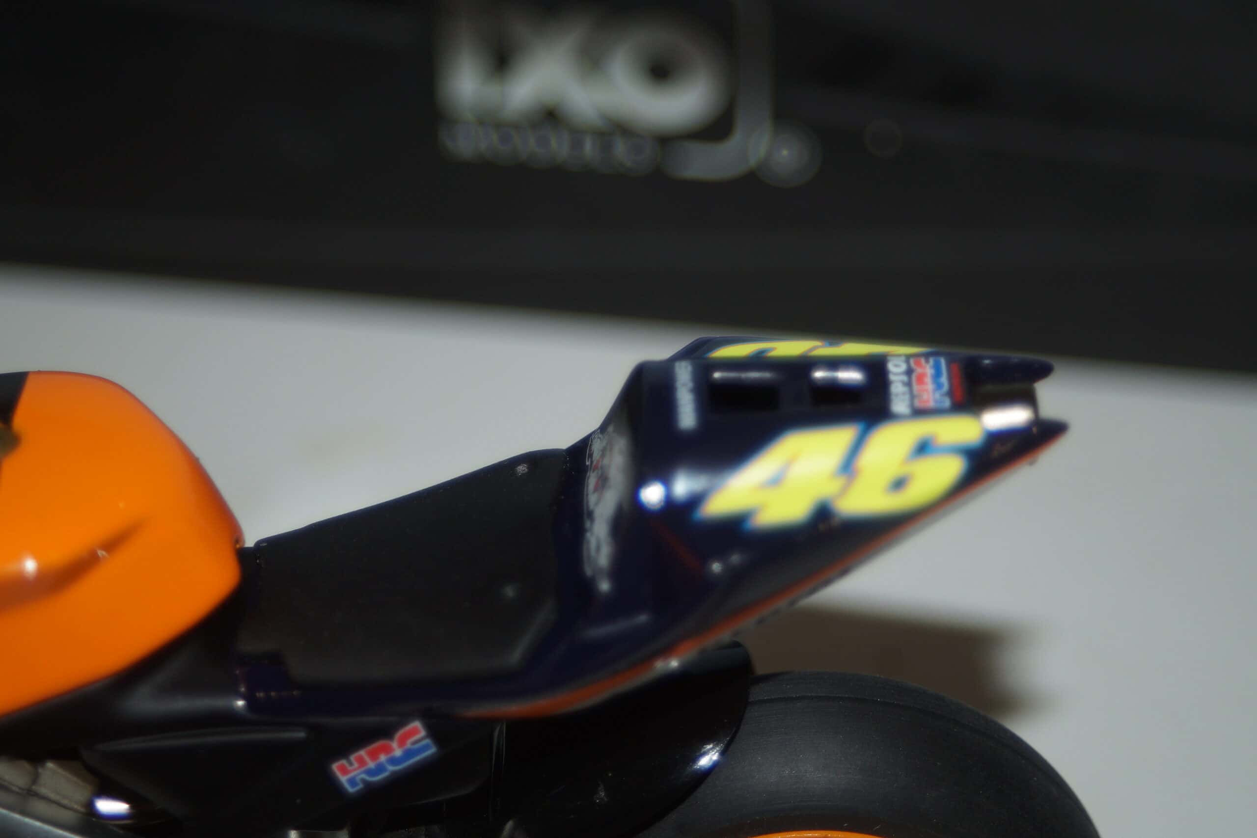 Ixo honda rc211v valentino rossi 