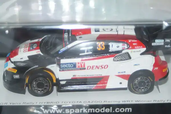 Spark toyota yaris gr rally finland winner 2023 evans #33 1:43 resin s6736