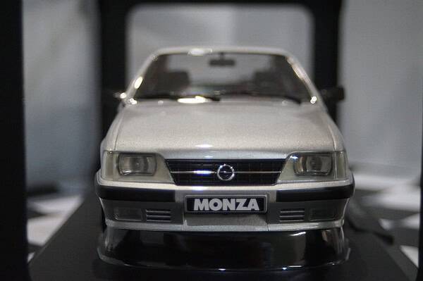 Norev opel monza 3.0i silver 1985 1:18 scale 183640 ltd