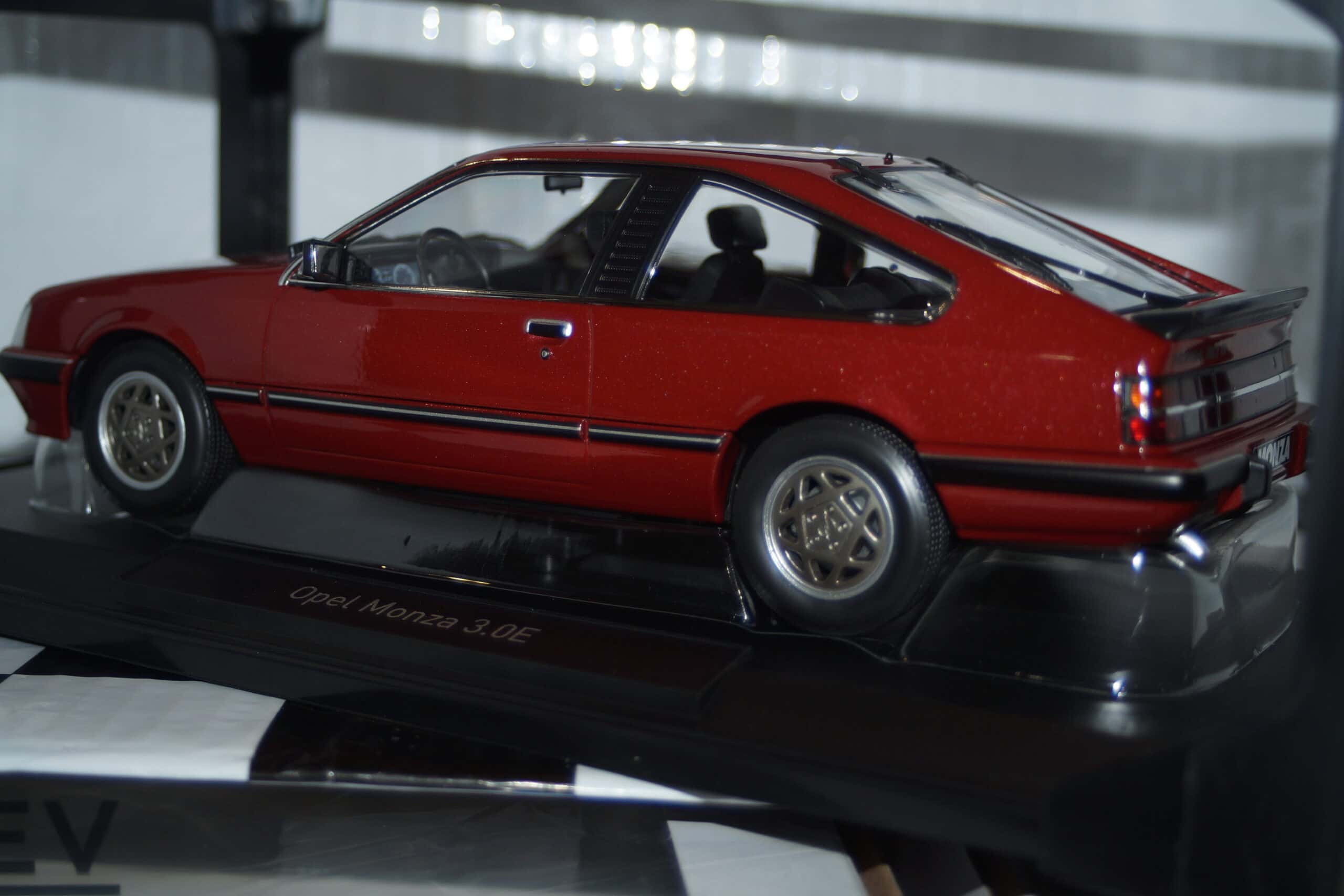 Norev opel monza 2.5 e beryll green 1983 1:18 scale 183643 ltd