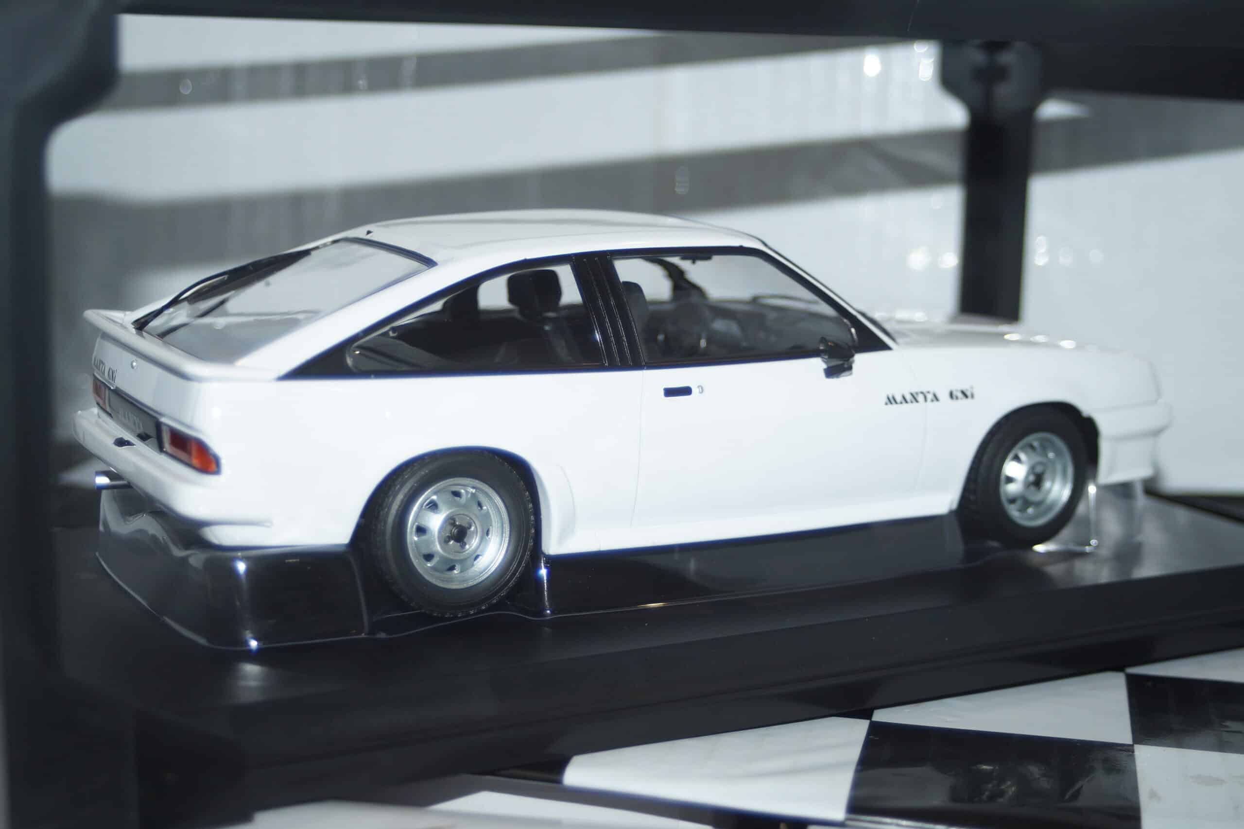 Norev opel manta cc gsi white 1984 1:18 scale 183316 ltd