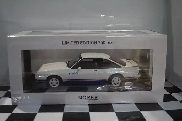 Norev opel manta i200 white 1984 1:18 scale 183300 ltd