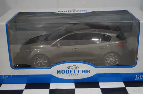 Model car group ford focus st grey 1/18th mcg18454