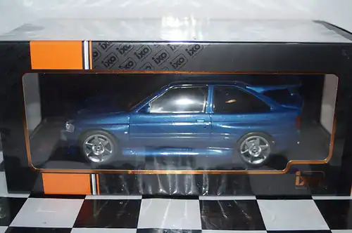 Ixo ford escort rs cosworth 1996 roadcar ready to race 1:18 18rmc180.22
