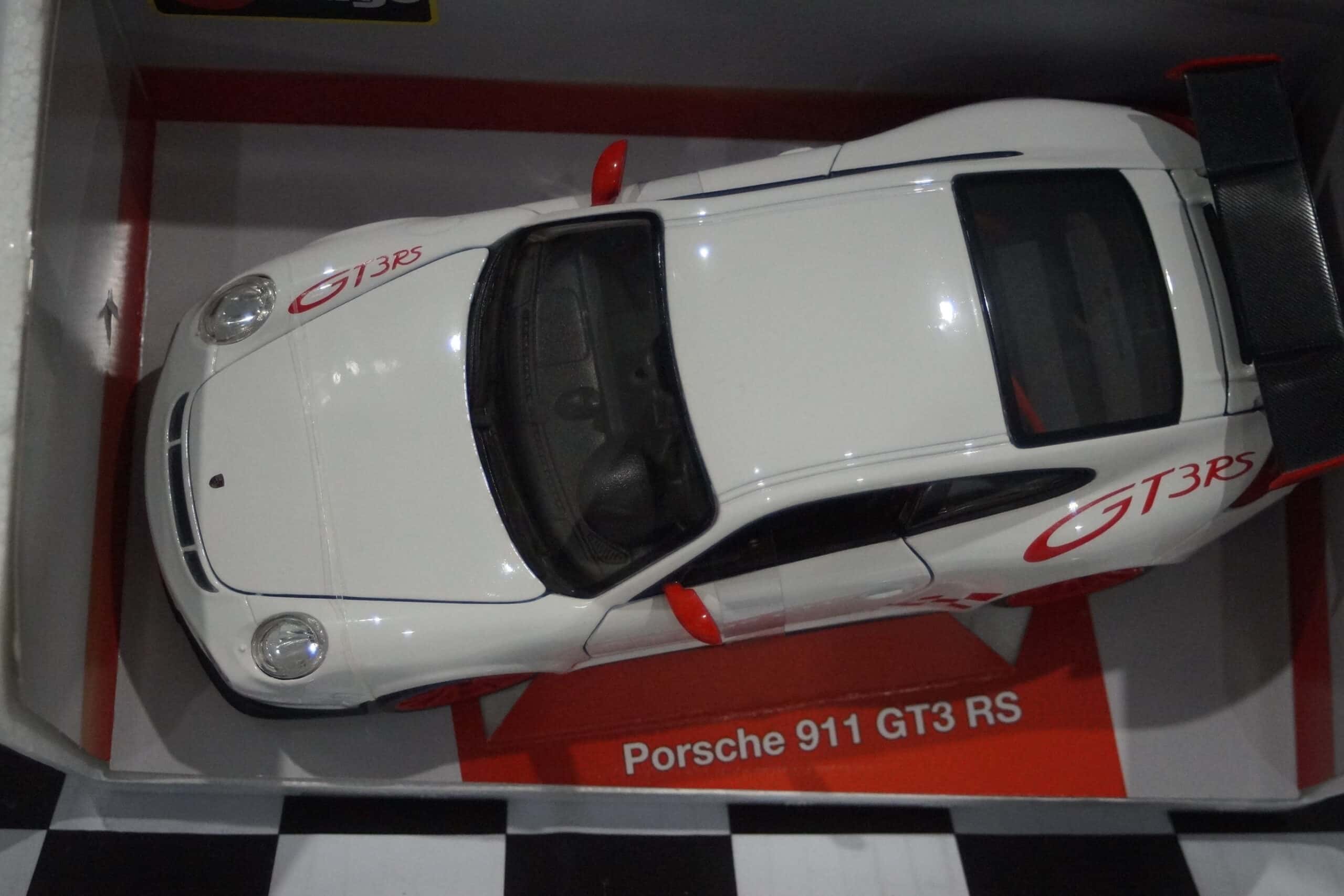 Burago porsche 911 gt3 rs 1:18 scale ref 11034