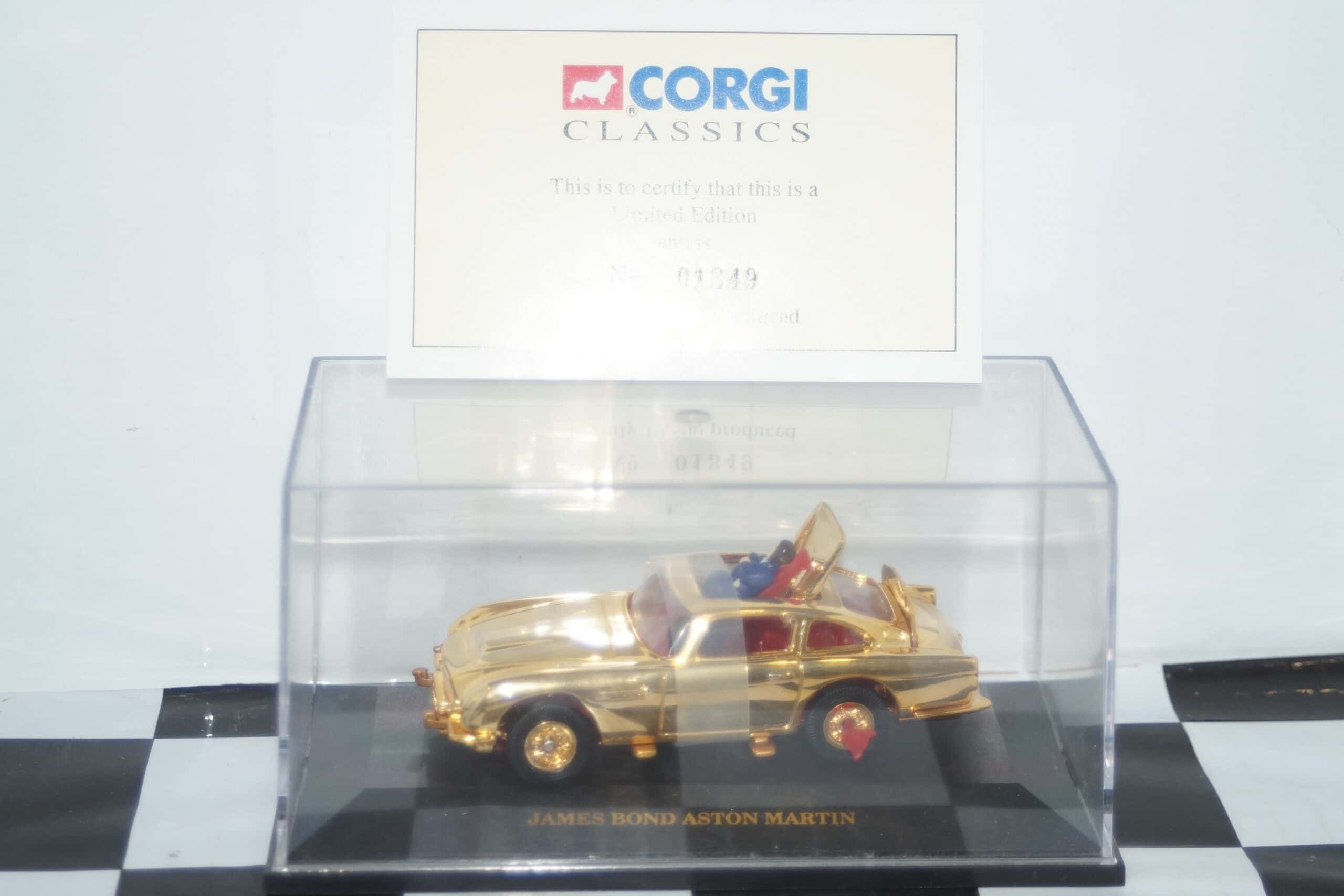 Corgi aston martin db5 james bond gold plated 96656 1:43rd