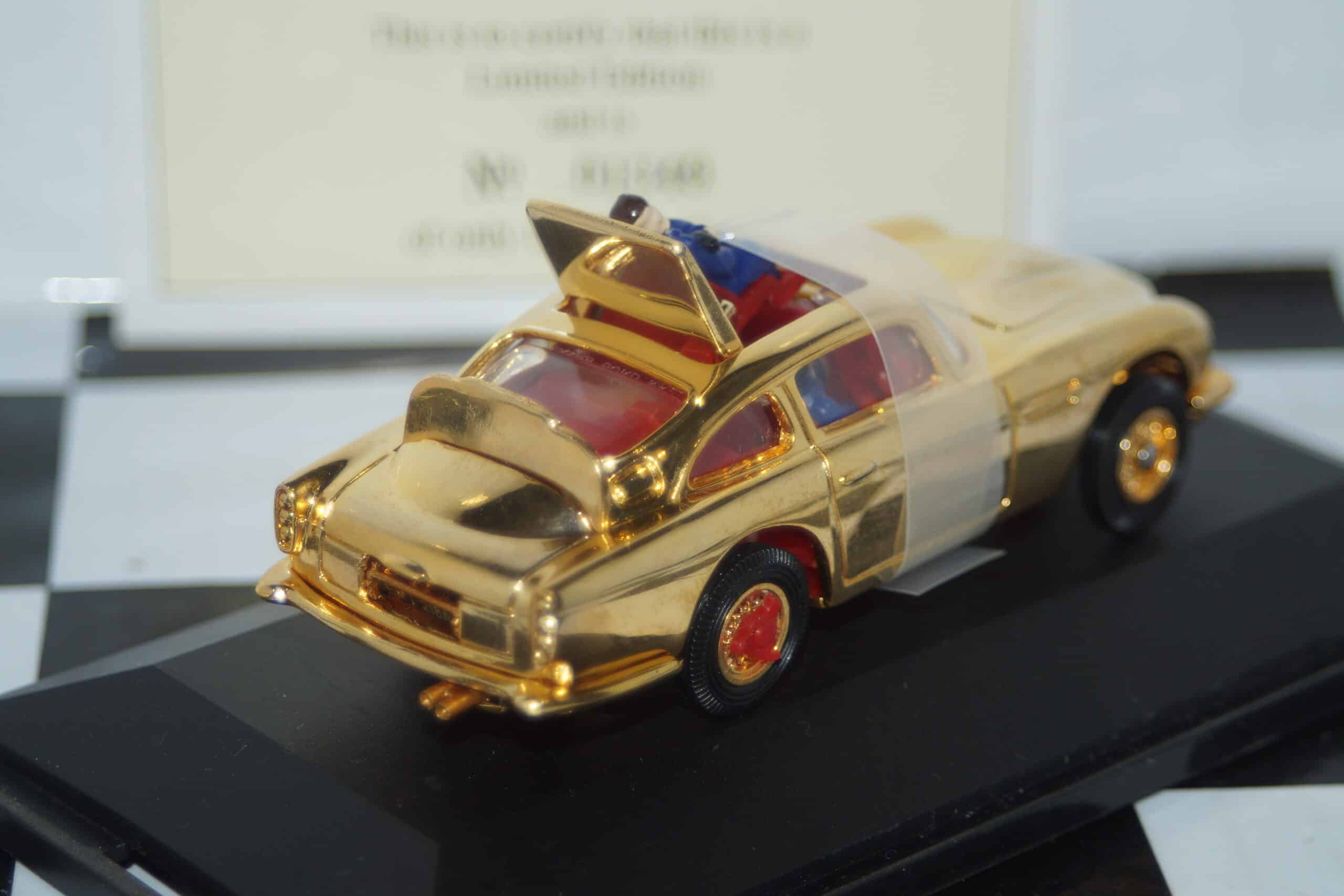 Corgi aston martin db5 james bond gold plated 96656 1:43rd