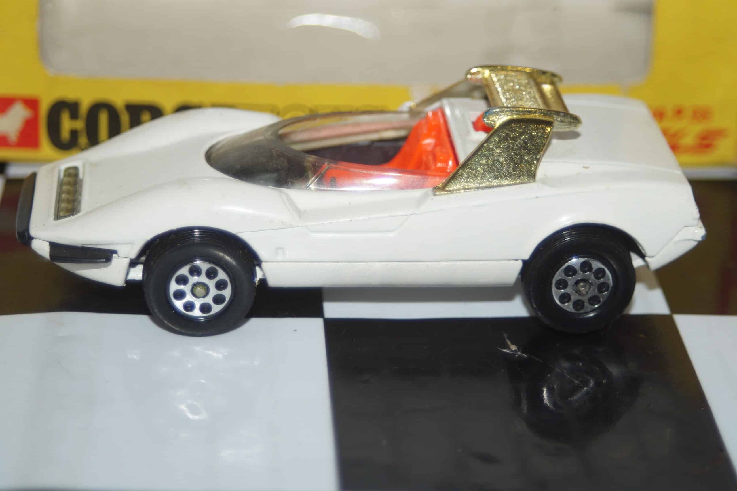 Corgi whizzwheels alfa romeo pinin farina p.33 ref 380 1:32nd