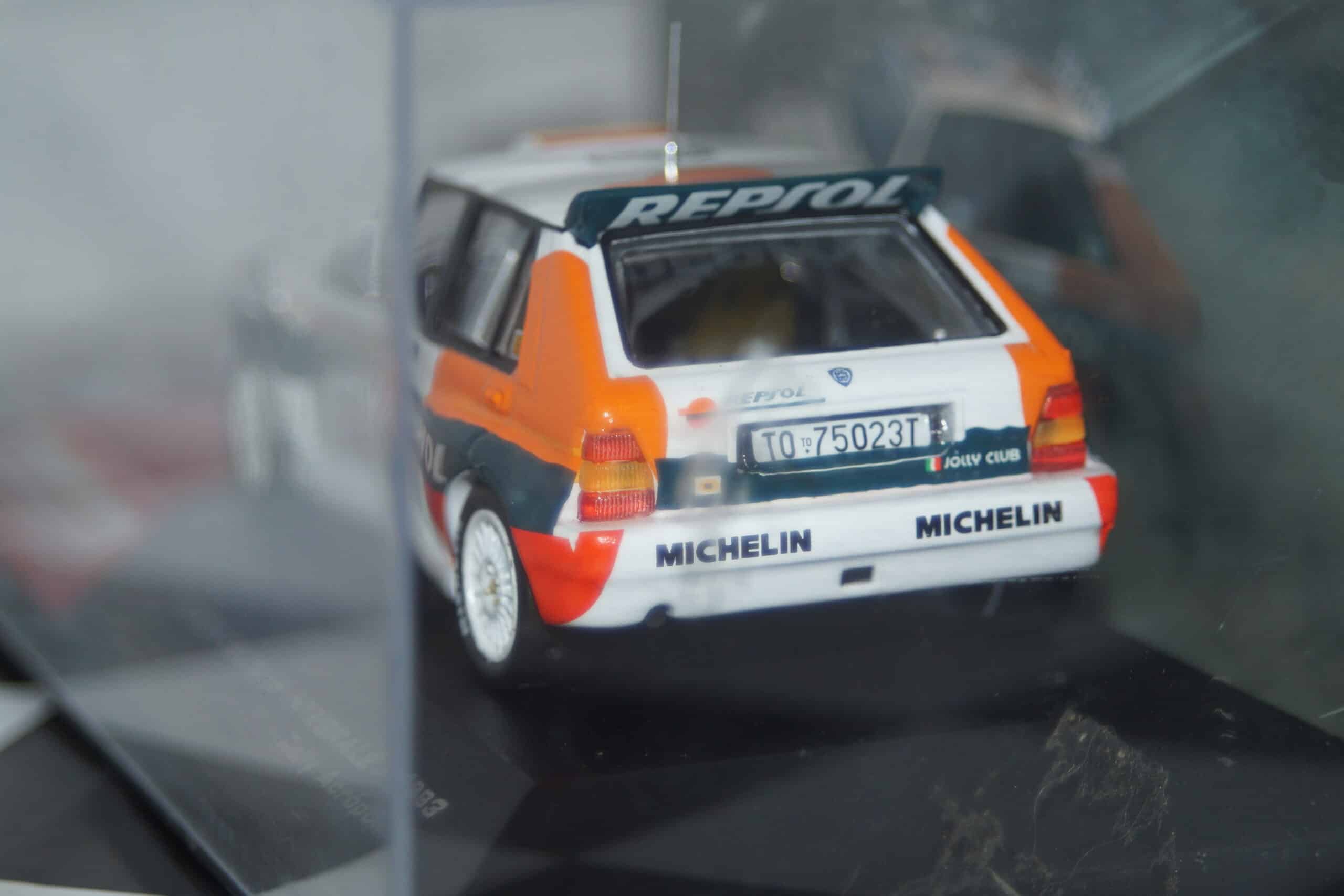 Ixo / altaya lancia delta integrale 1993 rally acropolis #3 c.sainz