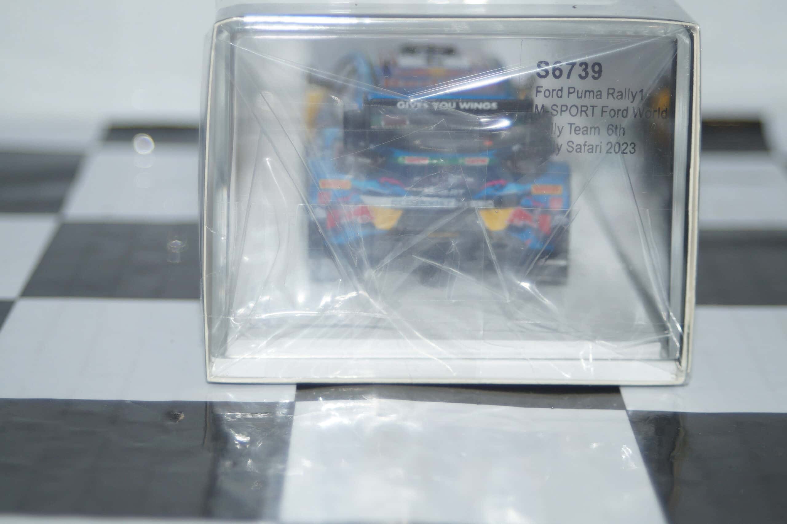 Ford puma winner rally  o.tanak #8 1:43 spark resin s6735