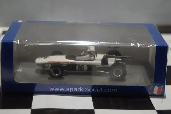 Spark mclaren m4a grand prix p de pau f2 #16 lawrence 1968 1:43 resin sf179