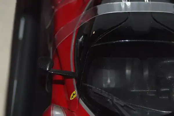 Burago ferrari fxx fk  red 1:18 scale ref 16010