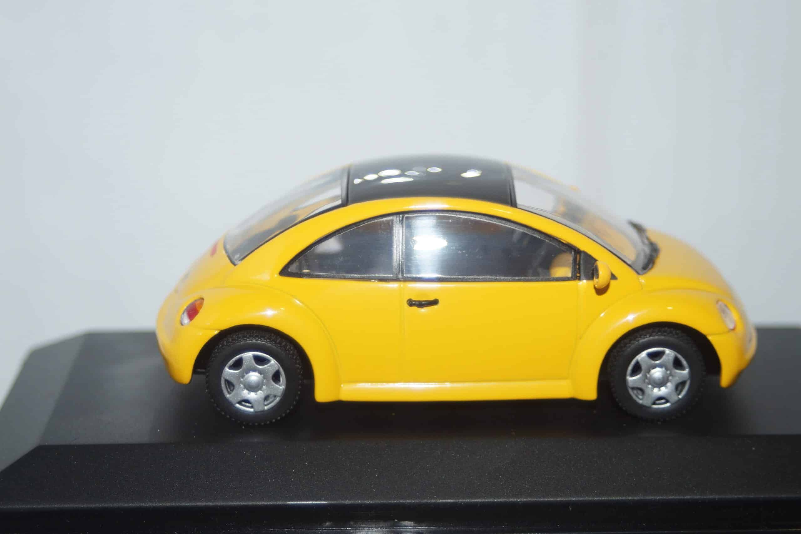 Minichamps vw beetle concept 1994 yellow 430054001