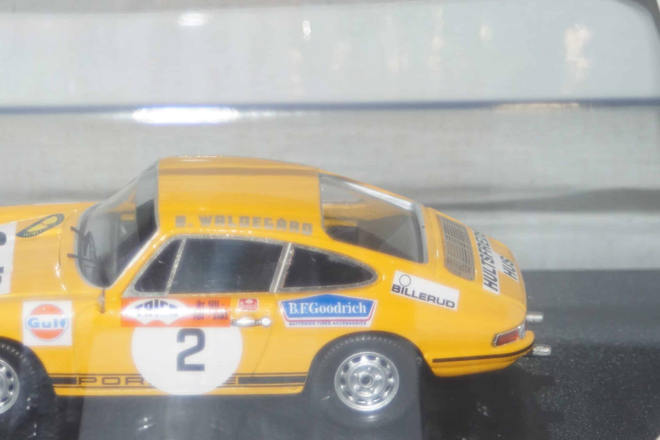 Trofeu porsche 911 s 24hr le mans 1971 #65  j-c parot dsn-236 1/43