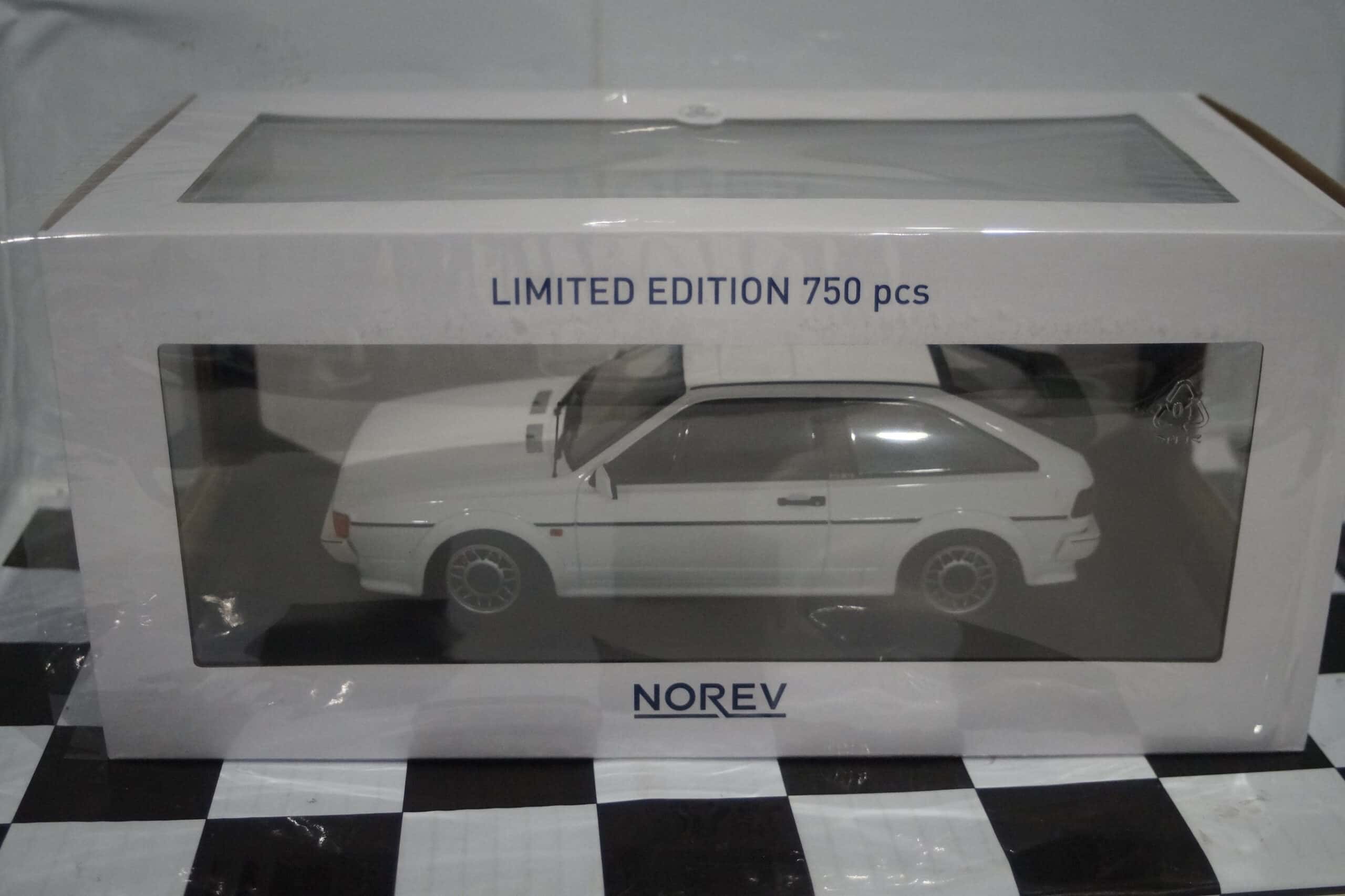 Norev vw scirocco gtx 16v 1988 red 1:18 ref 188630