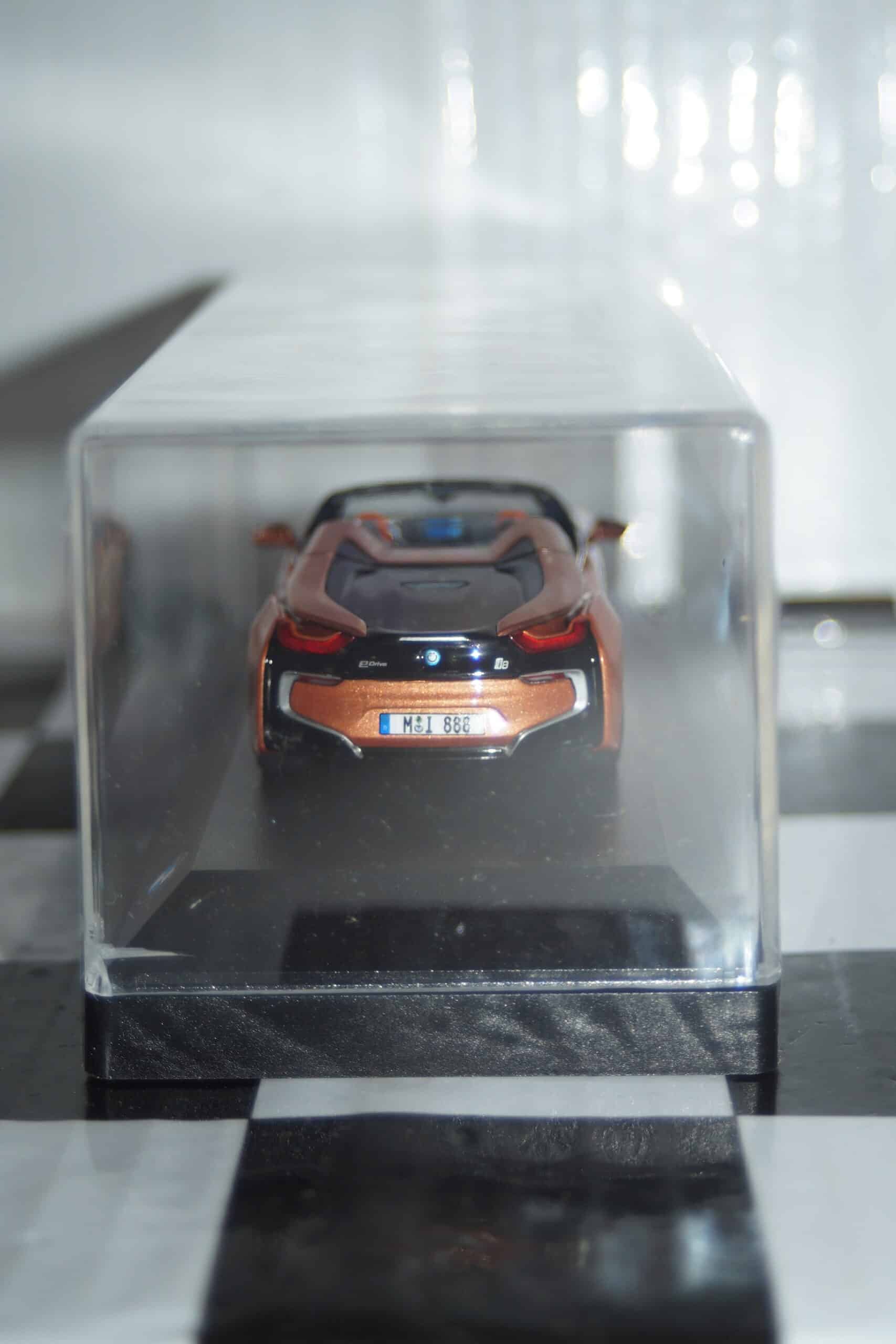 I scale bmw i8 roadster bronze 1:43 ref 80422454785