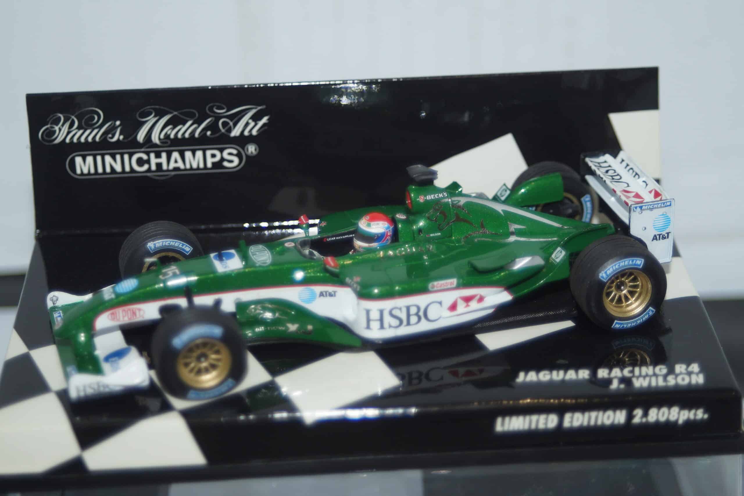 Minichamps jaguar racing r4 m.webber 400 030014 1:43