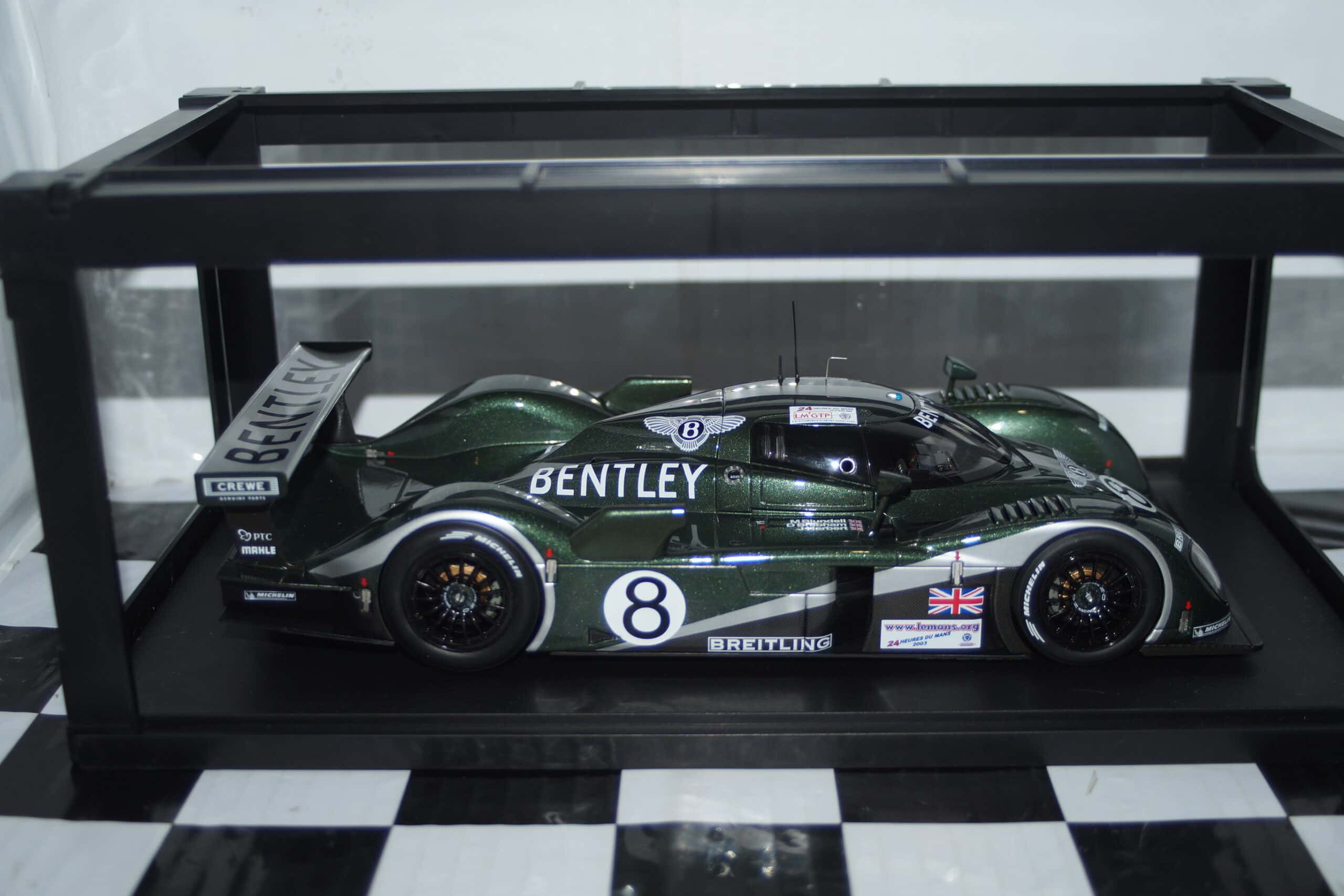 Autoart bentley speed 8 lemans 24hr 2003 1:18 diecast 80353