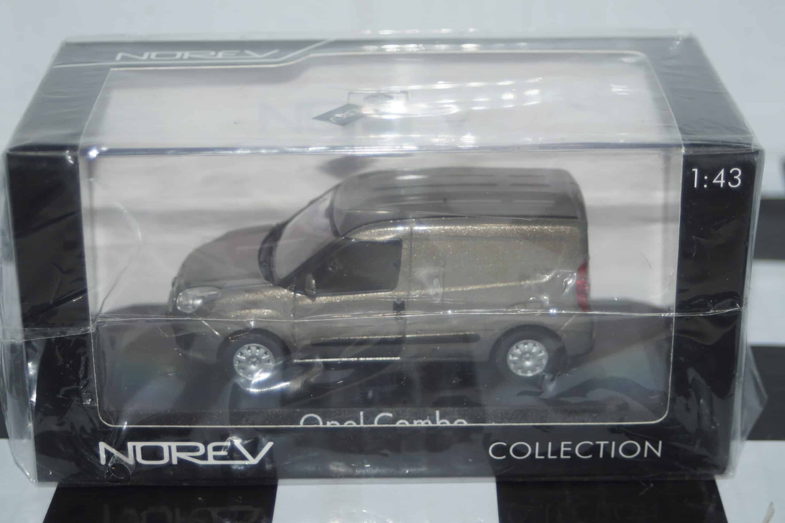 Norev triumph tr6 1970 green 1:43 diecast 350093