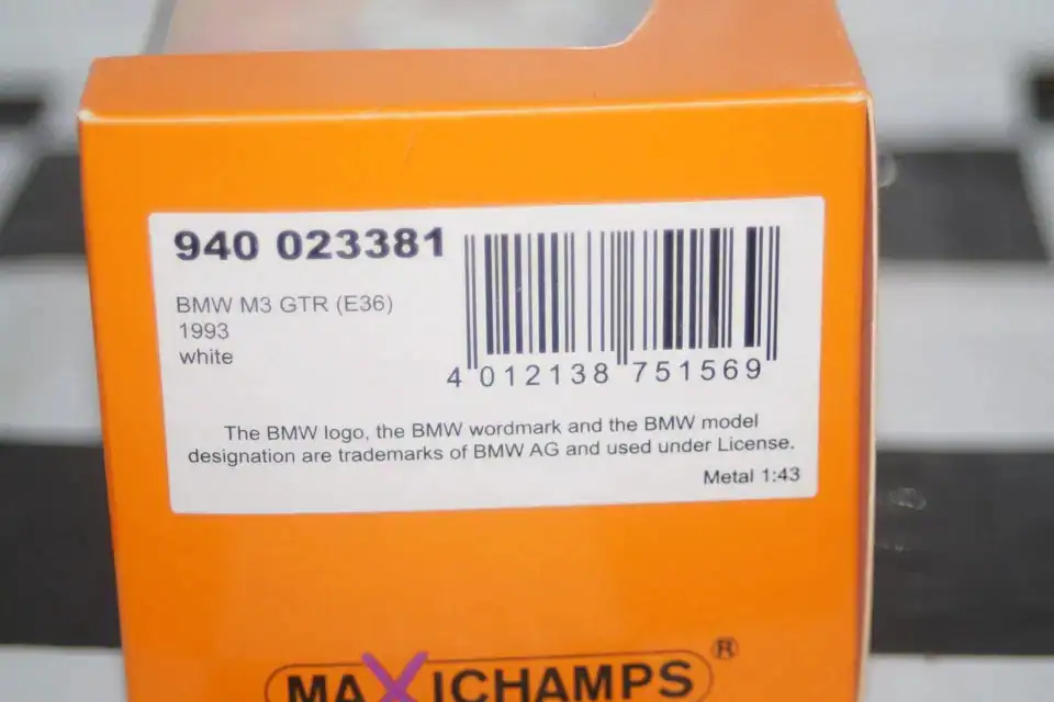 Maxichamps bmw m3 gtr (e36) 1993 in white 1:43 940 023381