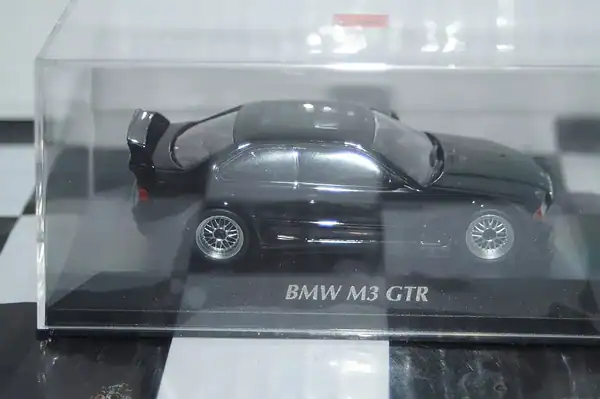 Maxichamps bmw m3 gtr (e36)1993 in black 1:43 940 023380