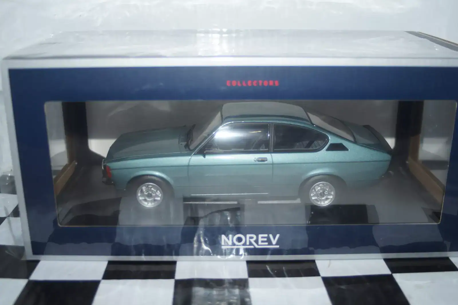 Norev opel kadett 1978 rallye winterfest 1:18 scale 183654 ltd