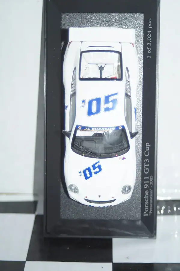 Minichamps porsche 911 gt3 "presentation" 2005, 400 056400 ,1:43