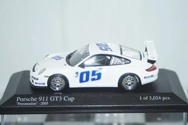 Minichamps porsche 911 gt3 "presentation" 2005, 400 056400 ,1:43