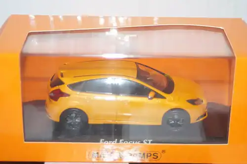 Maxichamps ford focus st 2011 orange 1:43 940 081901