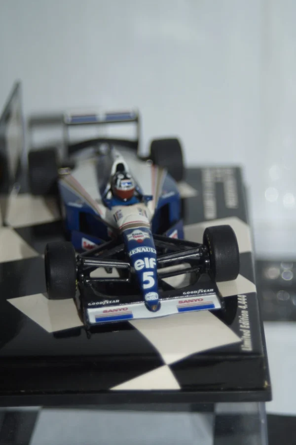 Minichamps williams renault fw 16 testcar d.hill 430 950095 1:43