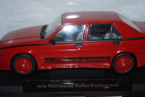 Model car group alfa romeo 75 evolutione 1987 red mcg18428 1:18