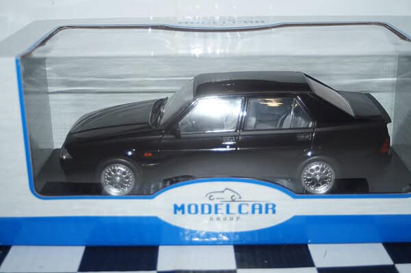 Model car group alfa romeo 75 evolutione 1987 black mcg18429 1:18