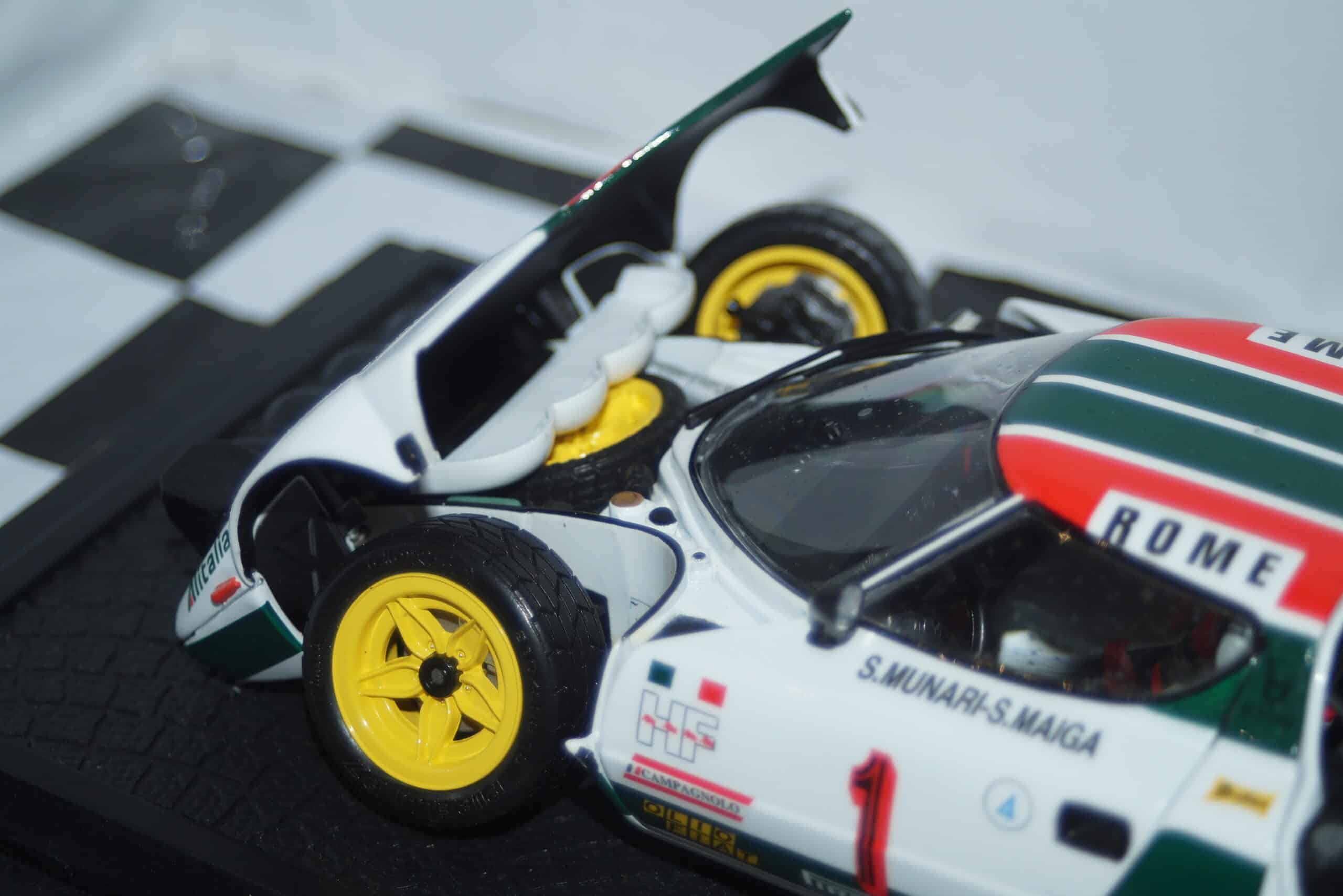 Kyosho lancia stratos 1977 monte carlo 1:18 diecast 08132a spares or repair