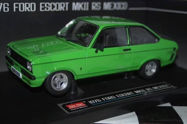 Sunstar ford escort mk2 rs mexico signal green 1976 4635r 1:18
