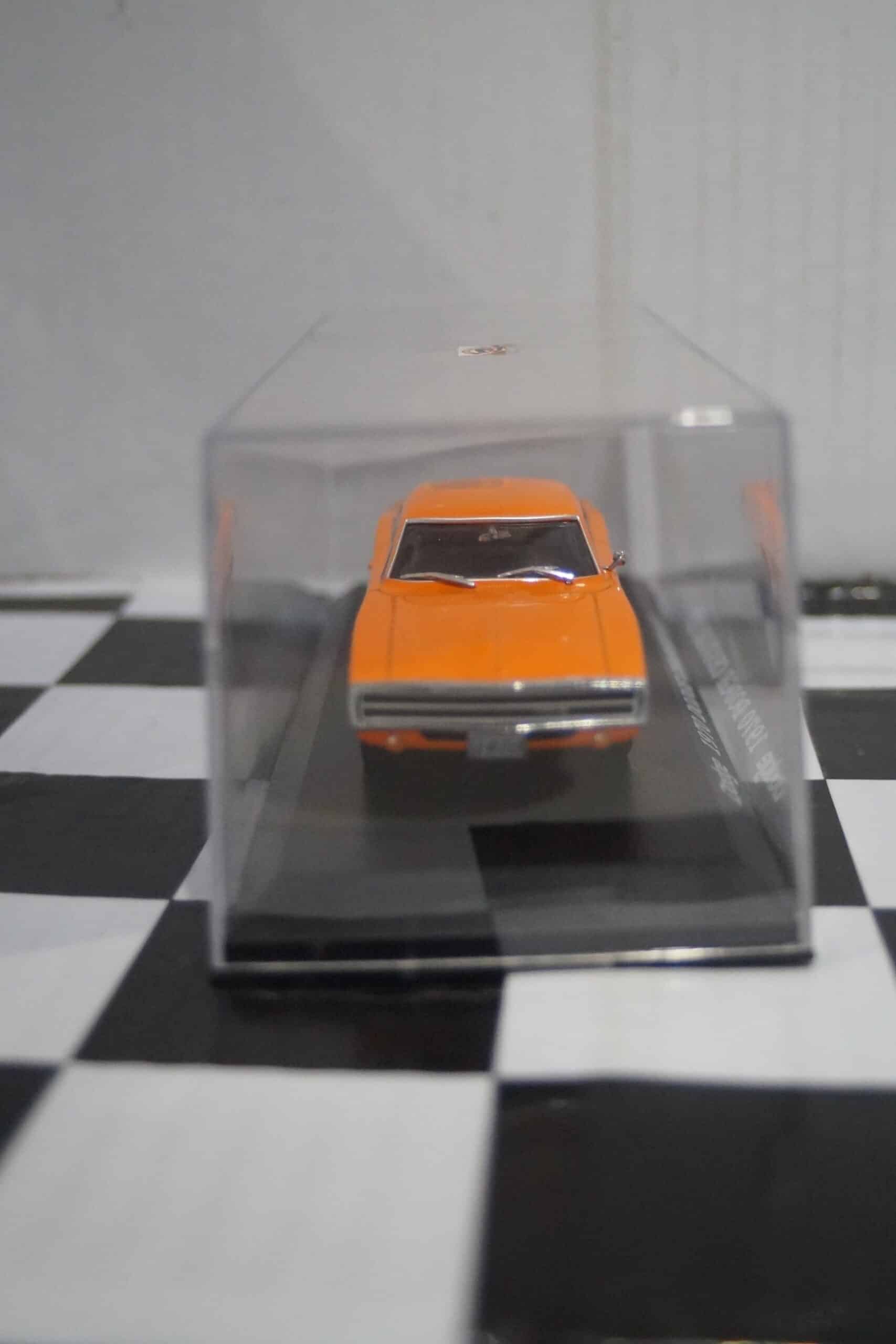 Greenlight dodge charger r/t 1970 orange 1:43 diecast 86302