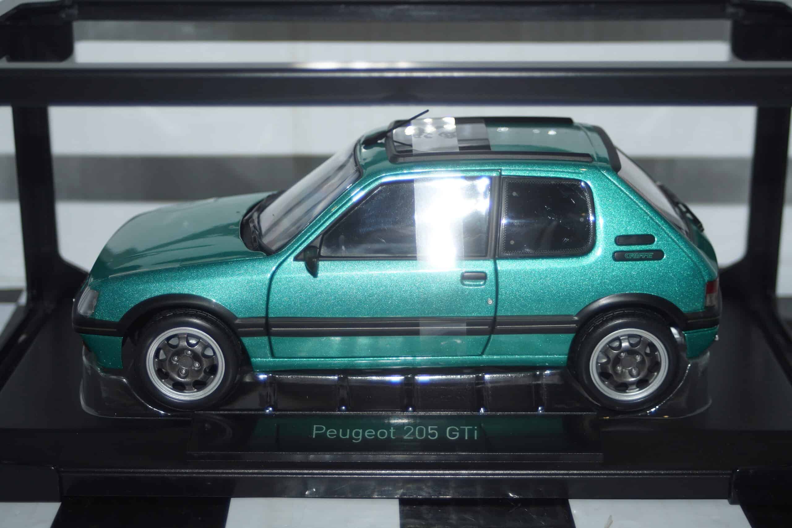 Norev peugeot 205 gti griffe 1991 green 1:18 scale 184847