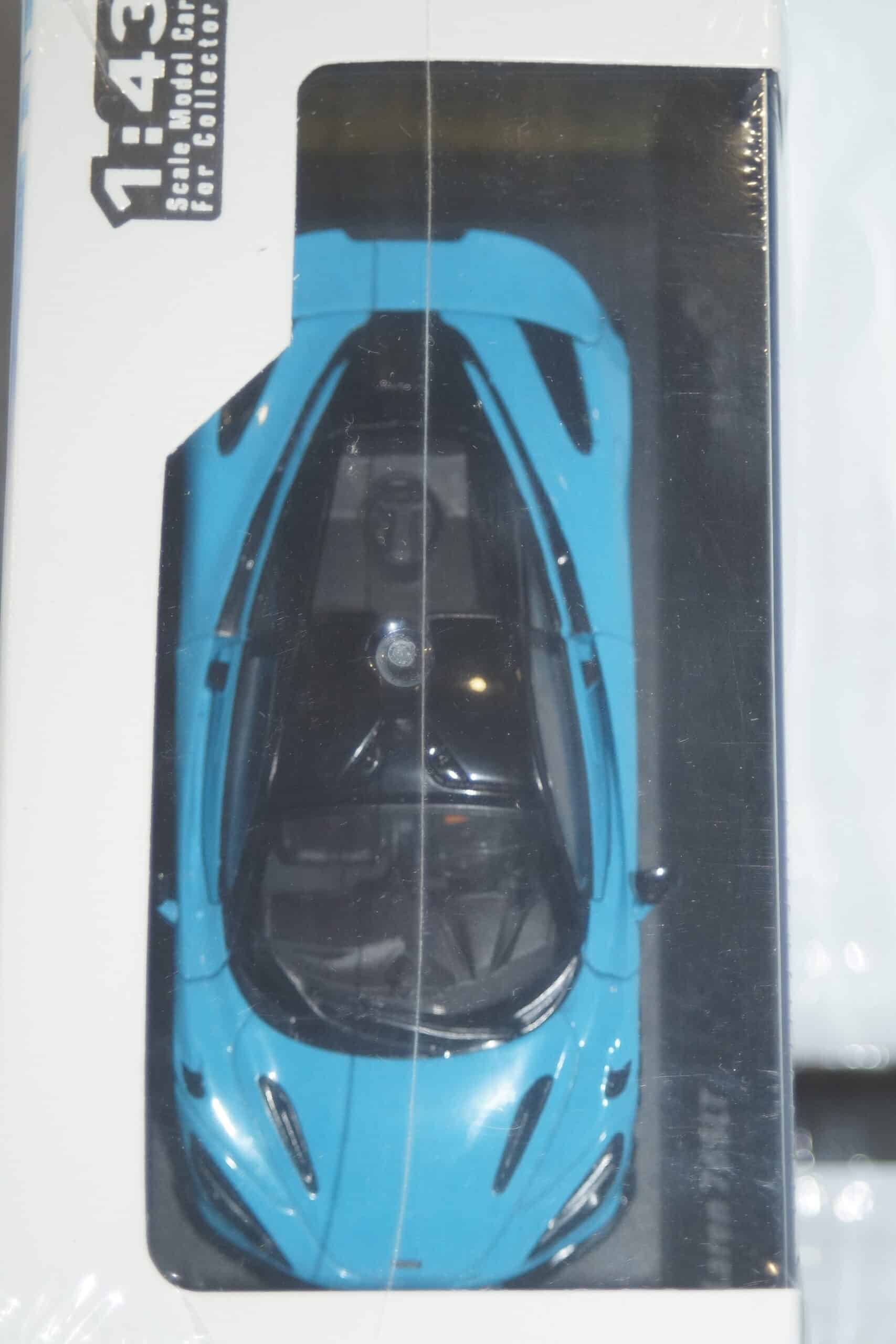 Solido aston martin db12 coupe - red 1:43rd ref s4315701