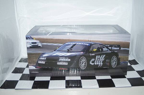 Werk83 opel omega #99 m.reuter 1:18 diecast w18045001