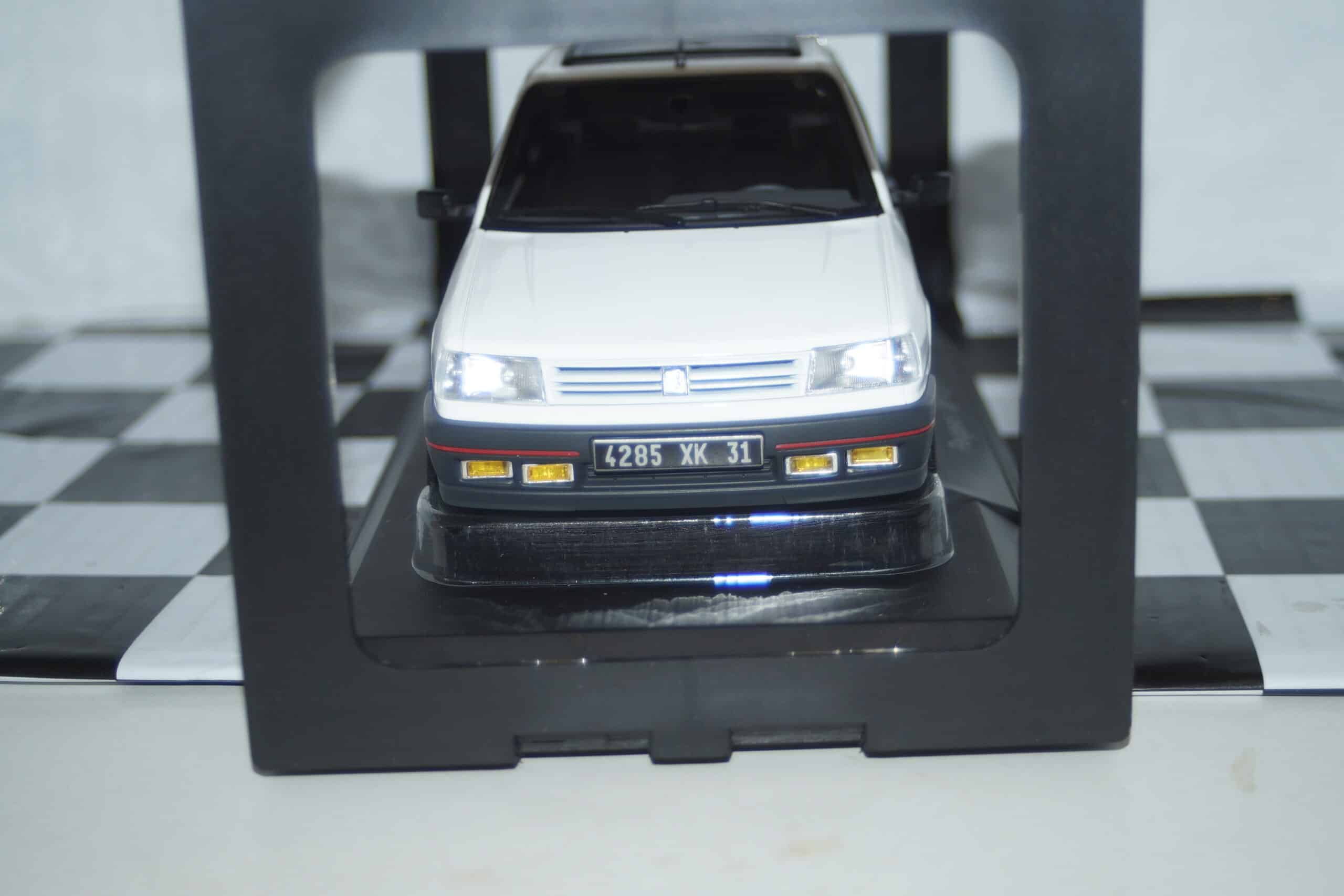 Norev peugeot 309 gti 1988 white 1:18 scale 184888