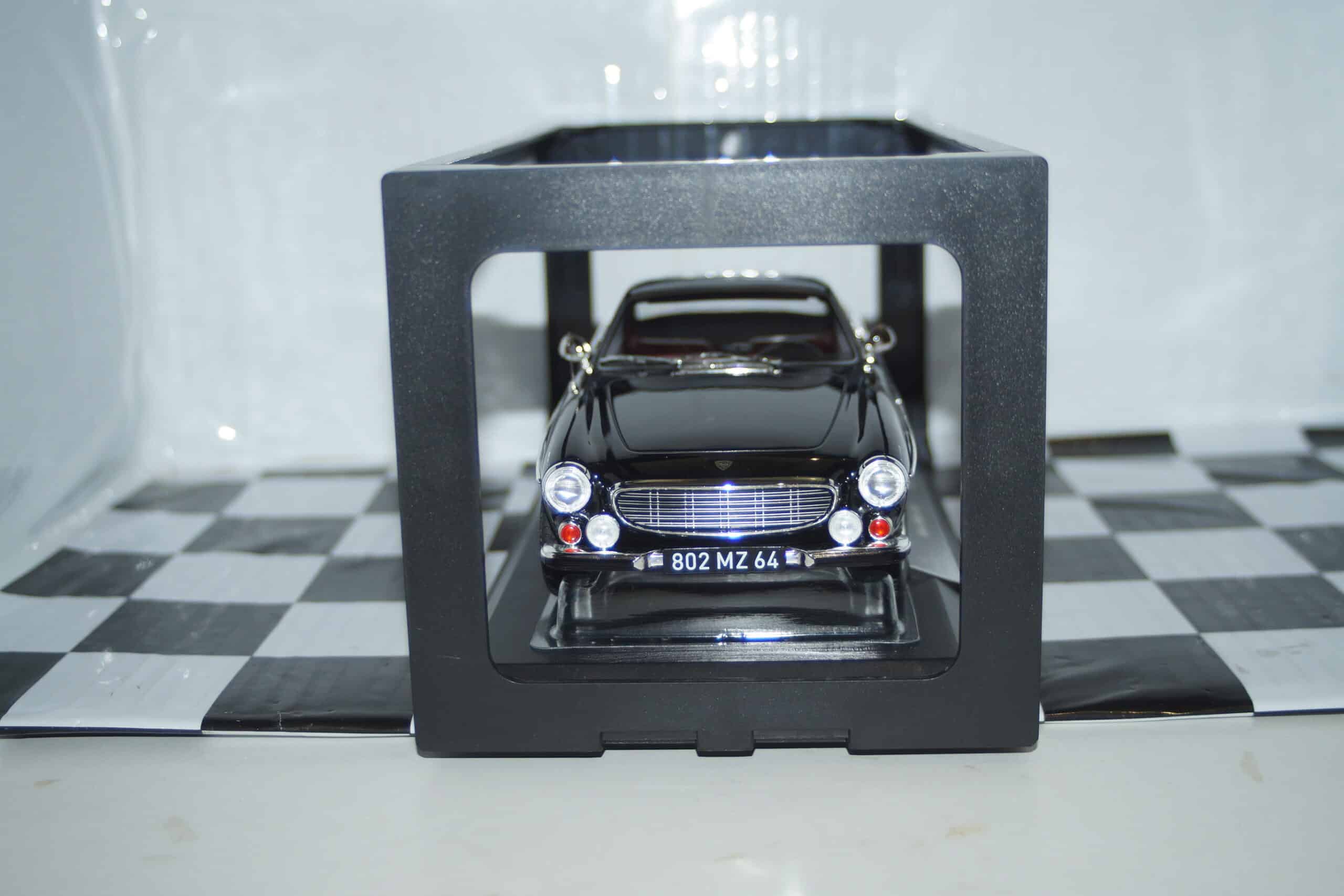 Norev volvo 1800 s 1967 black 1:18 scale 188703 ltd 343/400