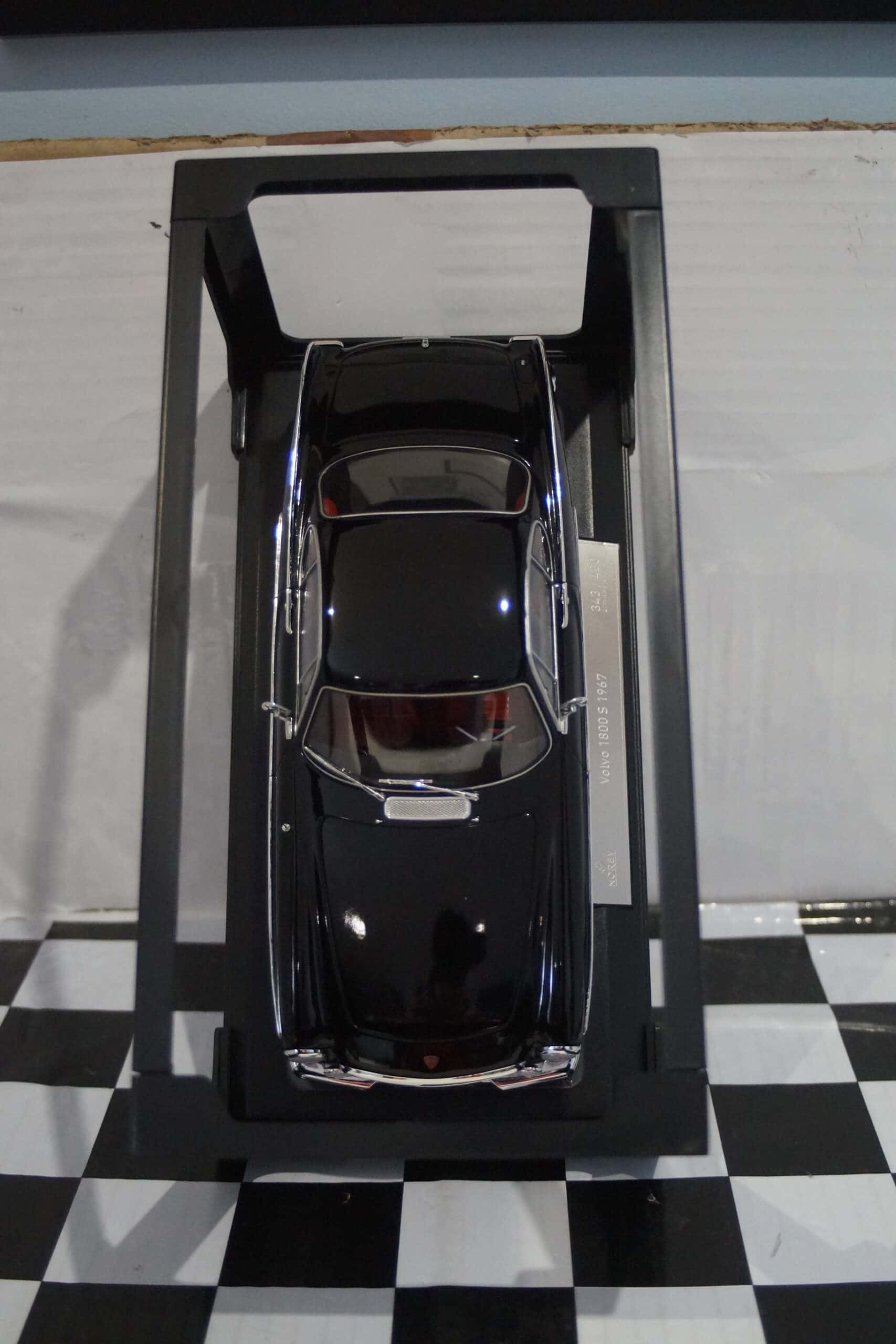 Norev volvo 1800 s 1967 black 1:18 scale 188703 ltd 343/400